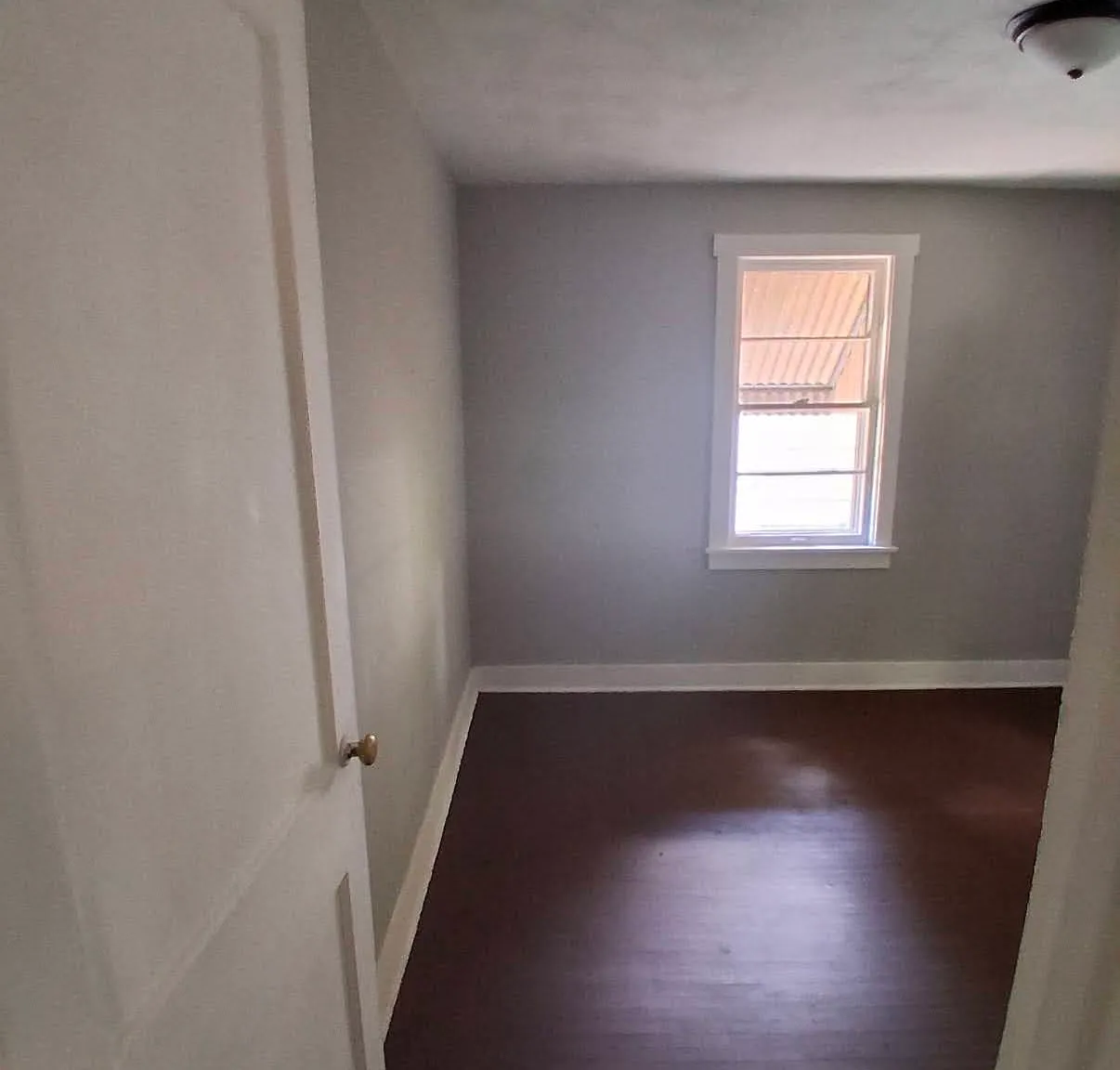 2 bed, 672 sqft, $950 — Photo 2