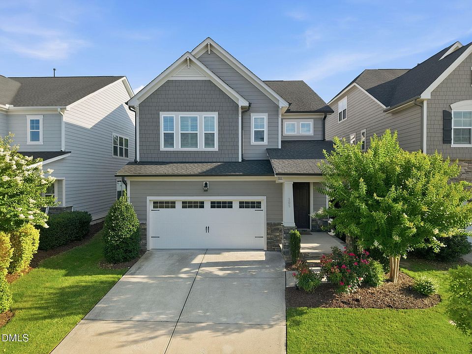 1st image of 305 Ivy Arbor Way