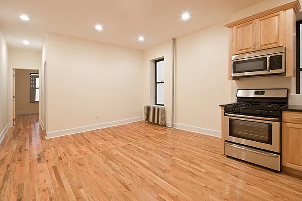 Rented by Apax Realty LLC | media 24