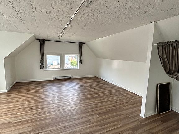 5th image of 84 Maryland St #3