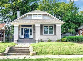 940 Forrest Ave, Memphis, TN 38105