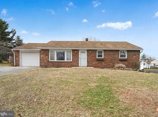 7 Sharp Ave, Denver, PA 17517