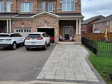 3rd image of 90 Tundra Rd