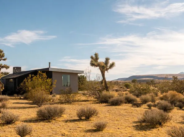 978 Hilton Ave, Yucca Valley, CA 92284