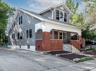 1612 Stirling Ave, Lansing, MI 48910