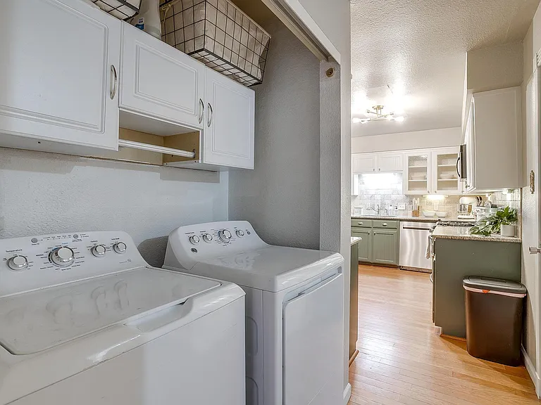 4318 Segura Ct N — Photo 18