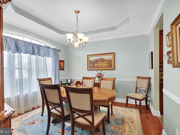 4th image of 110 Roja Ln