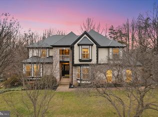 11668 Gilman Ln, Herndon, VA 20170