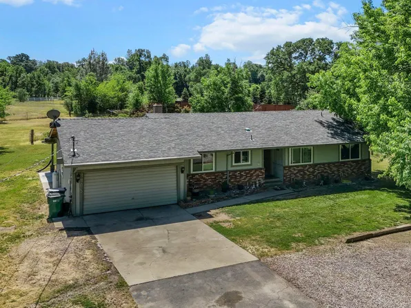 9905 Merryhill Ln, Palo Cedro, CA 96073