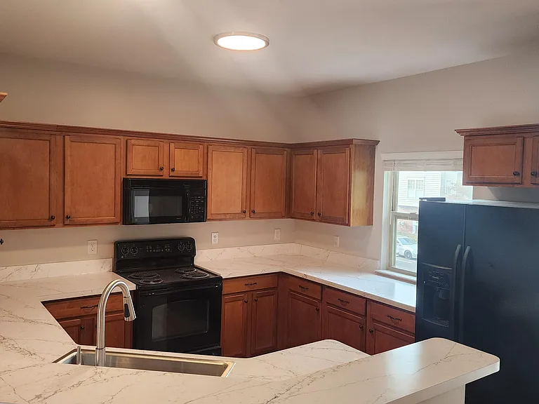 1574 Kessler Ave — Photo 8