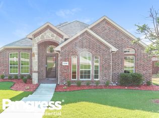1200 Goffin Dr, Desoto, TX 75115