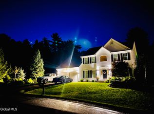 14 Clubhouse Ct, Saratoga Springs, NY 12866