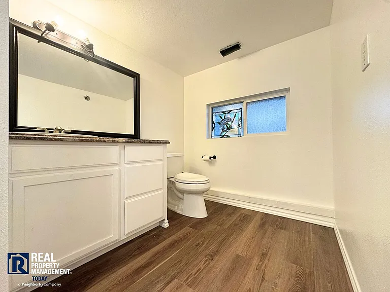 Mills - 2817 (Advertising Only) — Photo 29