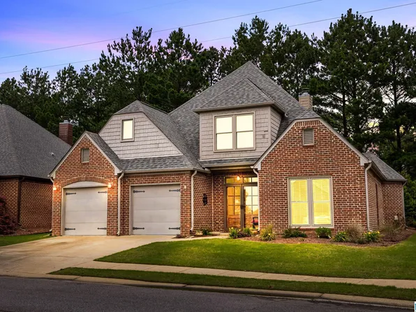 6260 Bent Brook Dr, Bessemer, AL 35022