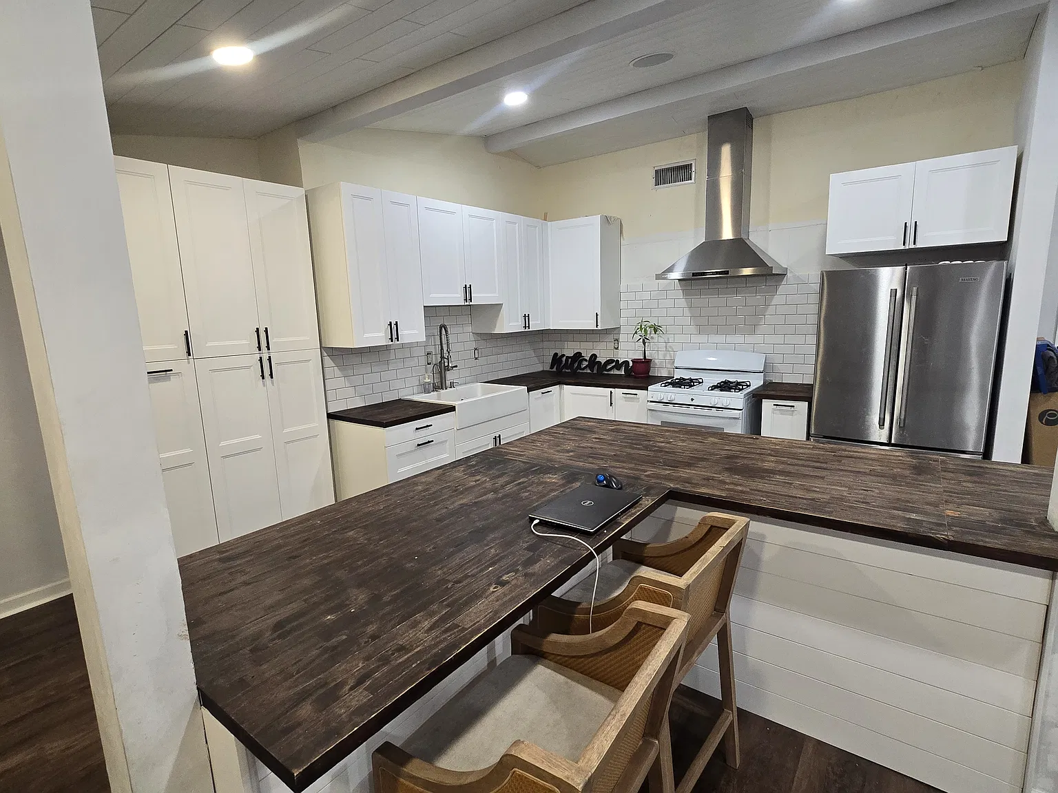 4 bed, 1362 sqft, $3,650 — Photo 1