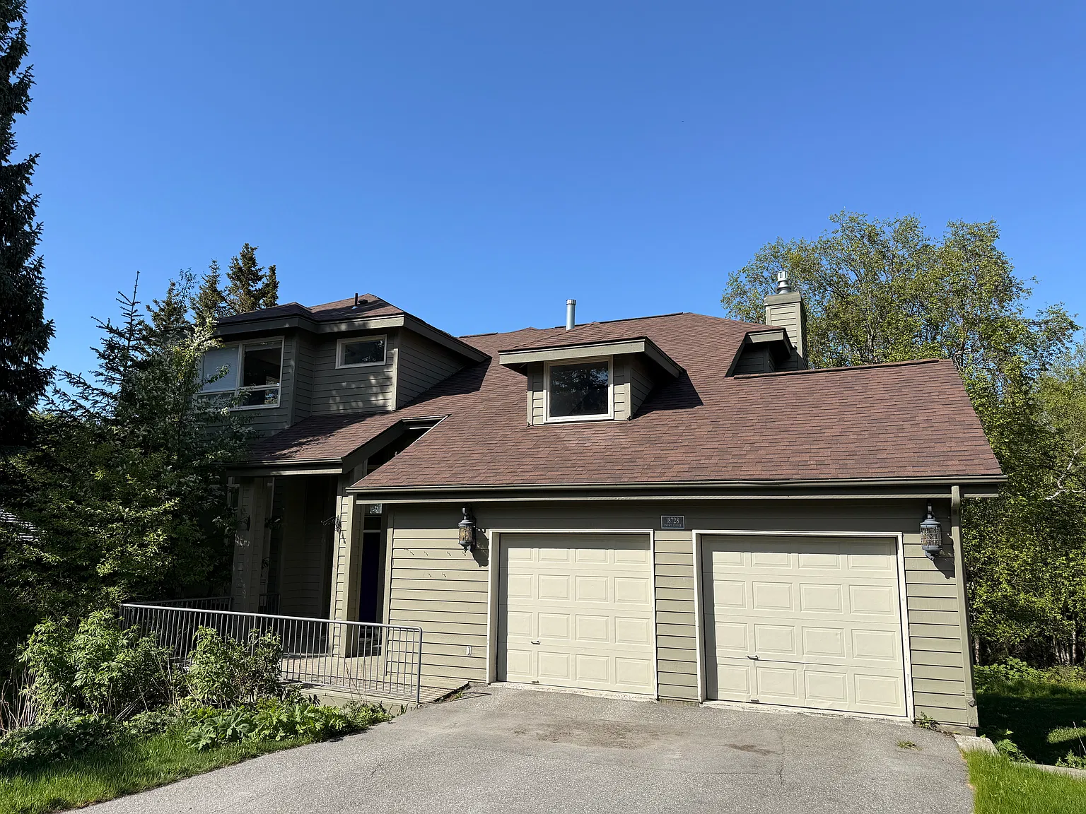 5 bed, 3.5 bath, 2985 sqft, $5,000 — Photo 1