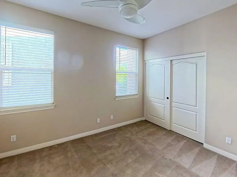 7912 E Hampshire Rd — Photo 19