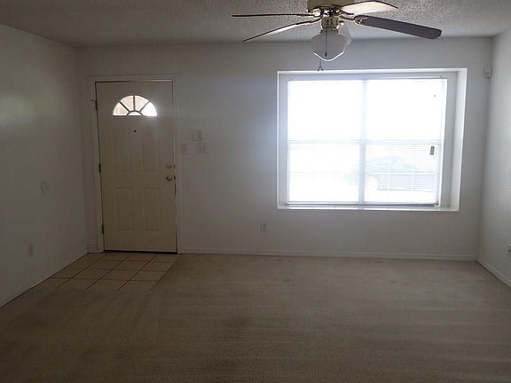 4th image of 12516 Flora Alba Dr