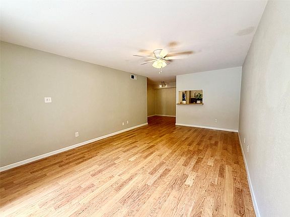 4th image of 4639 Wild Indigo St APT 463