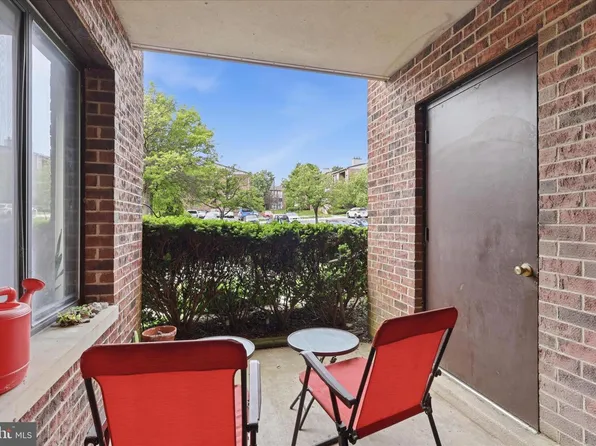 18110 Chalet Dr APT 104, Germantown, MD 20874