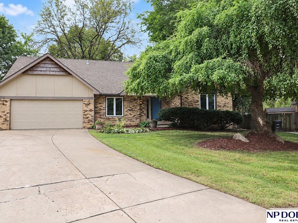 1st image of 14909 Martha Cir