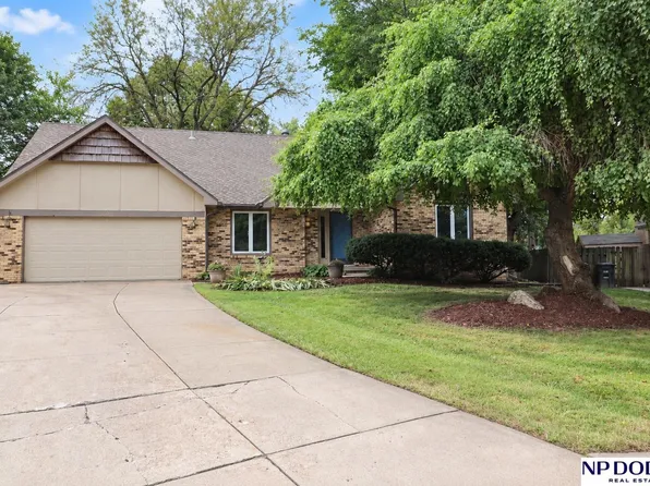14909 Martha Cir, Omaha, NE 68144