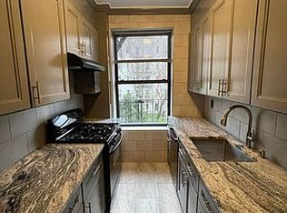 24-17 28th St #3B, Astoria, NY 11102