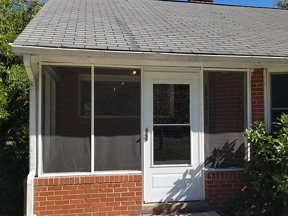 2nd image of 4731 Edwards St