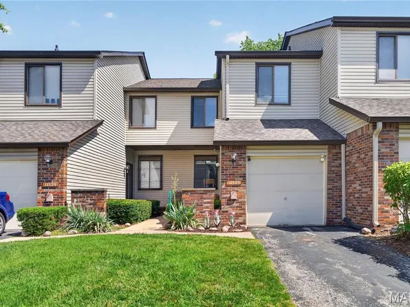 11525 Pineberry Dr, Saint Louis, MO 63146