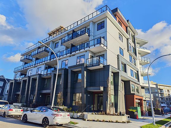 5th image of 15739 Fraser Hwy #203