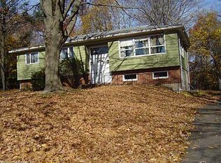 63 Bacon St, Meriden, CT 06451