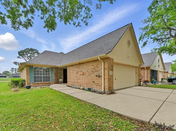 3638 Teakwood Dr, Pearland, TX 77584
