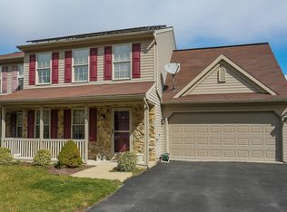 733 Chickies Dr, Columbia, PA 17512
