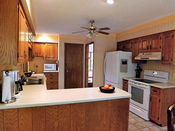 4th image of 108 Meadowview Dr