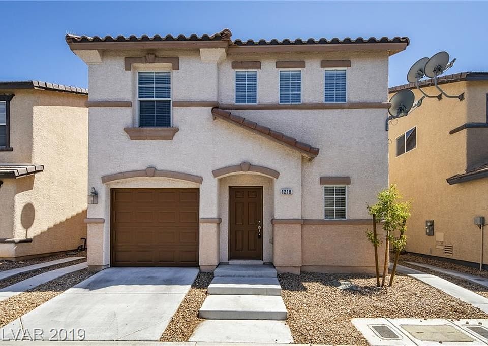 1st image of 1218 Golden Apple St