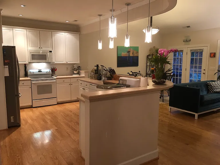 3915 Sunset Maple Ct — Photo 16