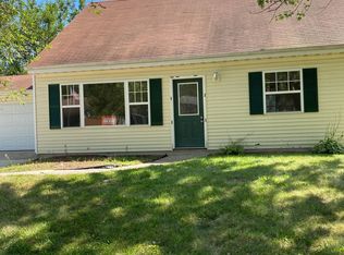 723 Acadia Rd, Valparaiso, IN 46385