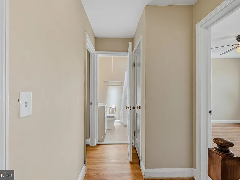 586 Lucia Ave — Photo 13
