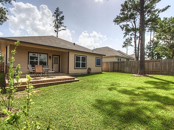 4th image of 18440 Sunrise Maple Dr