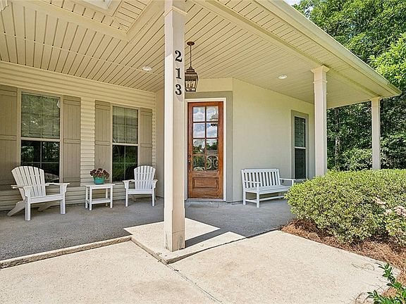 3rd image of 213 Mallard Glen Dr