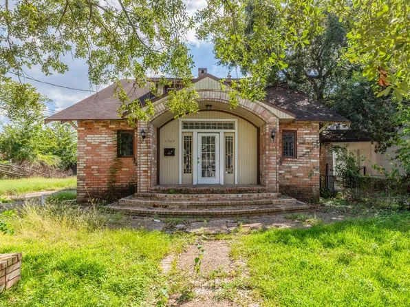 2365 McFaddin St, Beaumont, TX 77702