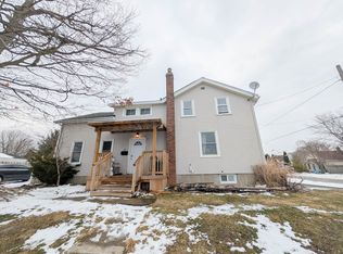 51 Queen St N, Thorold, ON L2V2R2