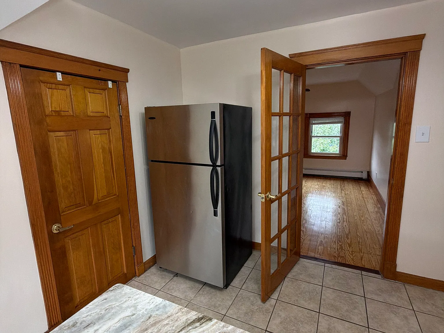 2 bed, 900 sqft, $2,550 — Photo 4