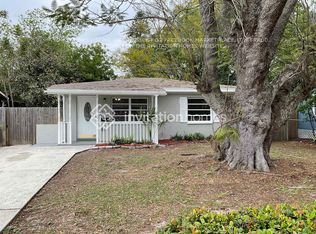 4657 Iris St N, Saint Petersburg, FL 33714