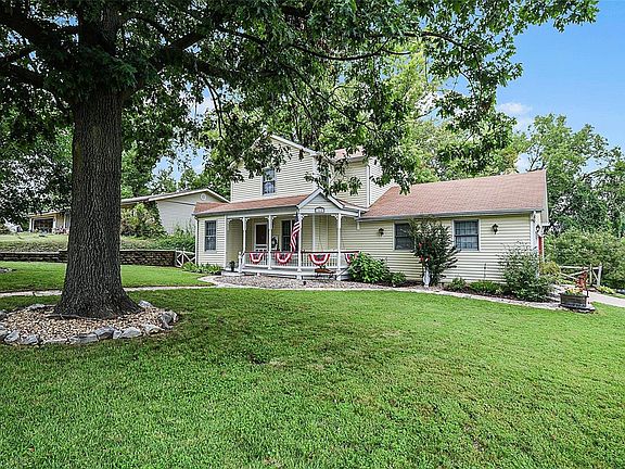 3rd image of 11623 Carolview Dr