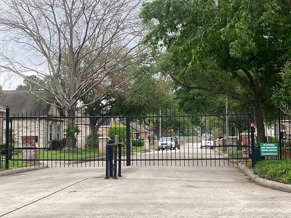2nd image of 12935 Quail Park Dr