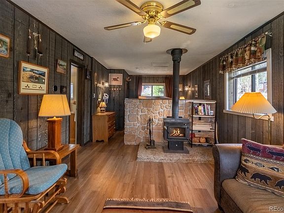 2nd image of 1112 Mountain Avenue
