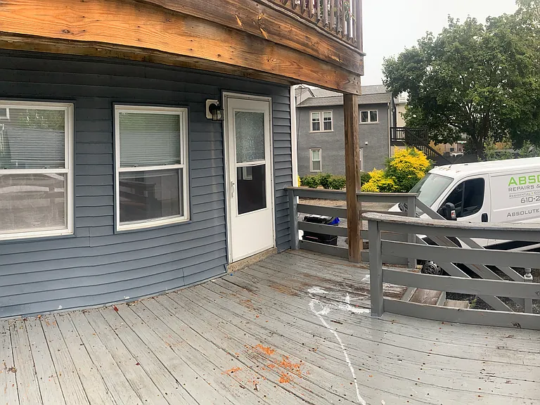 328 E King Street — Photo 27