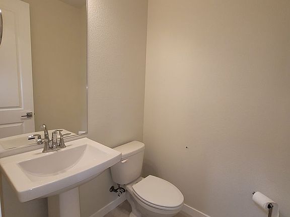 5th image of 3311 Chickadee Ct