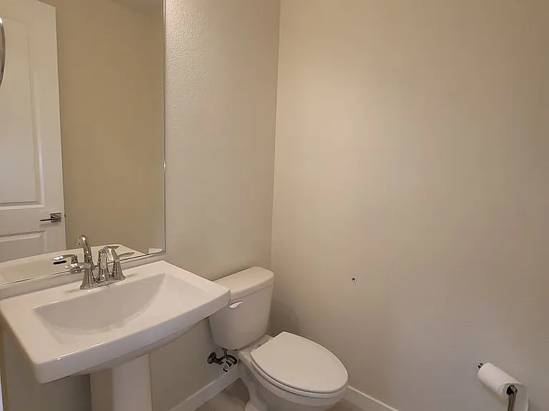 3311 Chickadee Ct — Photo 5